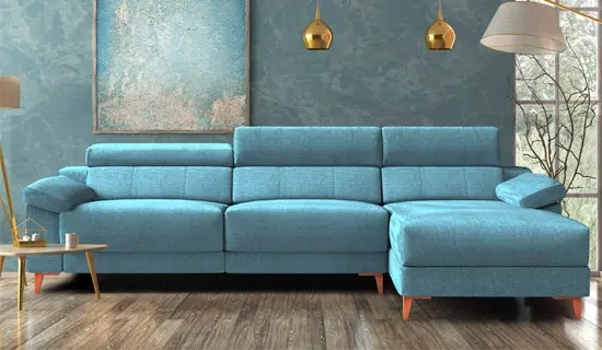 Sofa con tumbona y pata alta