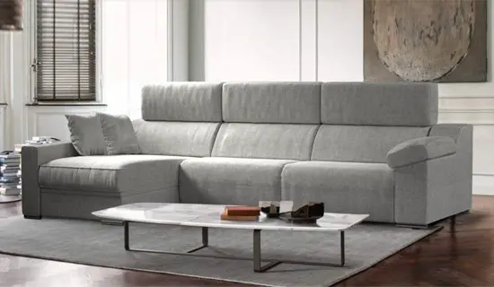 sofa con tumbona y pata baja