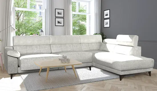 Sofá rinconera tela blanca y pata alta