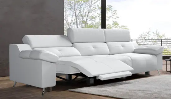 Sofá de 3 plazas con asientos relax motorizados