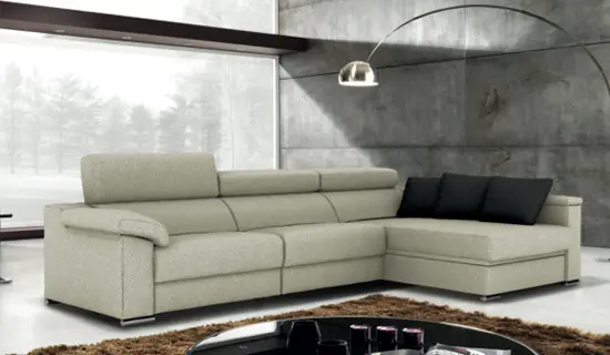 Sofá tumbona con cabezal abatible y pata baja